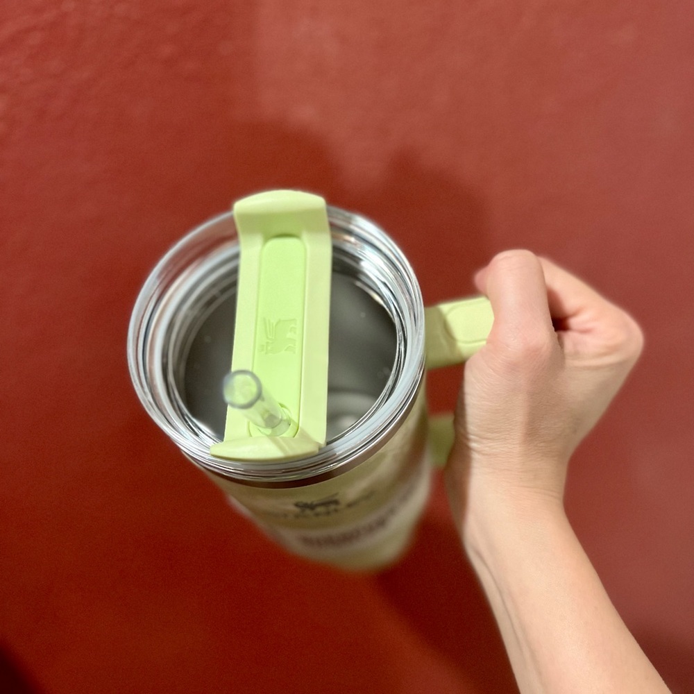 NWT Limited Stanley 40 Oz Quencher H2.0 Flowstate Tumbler Citron Tie Dye - Picture 3 of 4